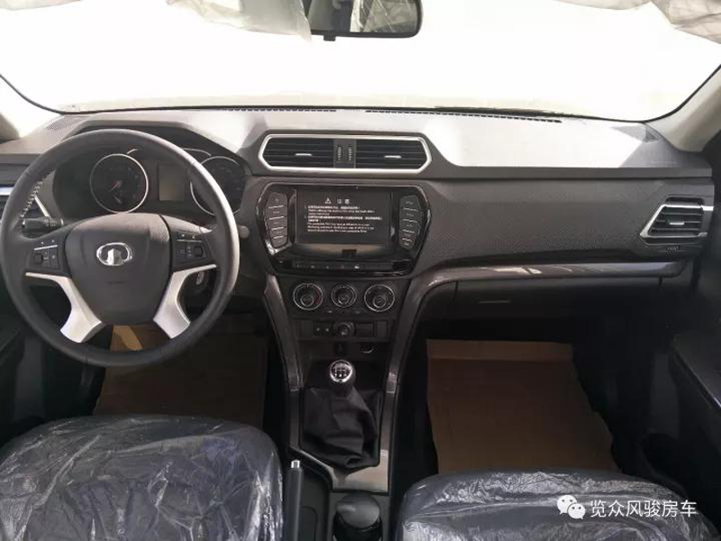 這么大的床，房車上少見，趕緊選