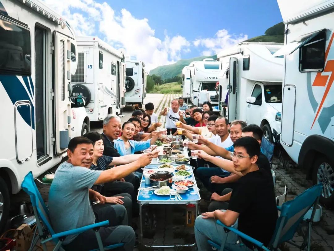 什么時(shí)候你最想擁有一臺(tái)房車？