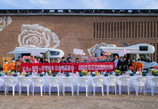 舒適房車生活，你怎么能不羨慕？